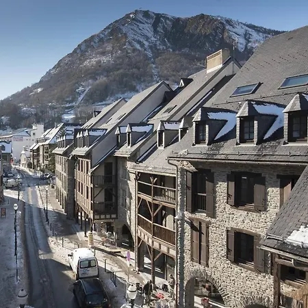 Saint-lary, 6 Pers, Proche Telepherique, Parking - Fr-1-296-216 *